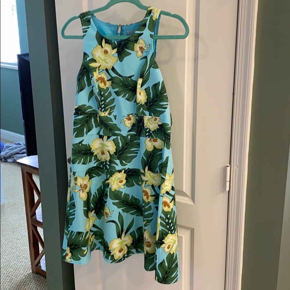 CeCe dress - size 12- banana leaf